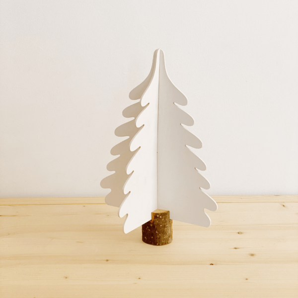 Árbol de madera navideño en color blanco de 3D